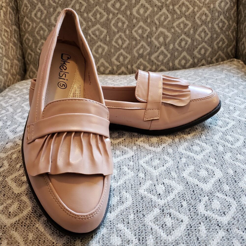 Kelsi Women's Pink Loafers (7.5 M/38)